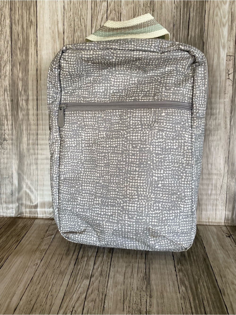 THIRTY-ONE MODERN TOILETRY BAG— TEXTURED GREY